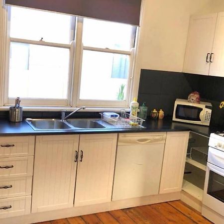 Modern Charming Miners' Cottage +Free Internet Broken Hill Exterior photo